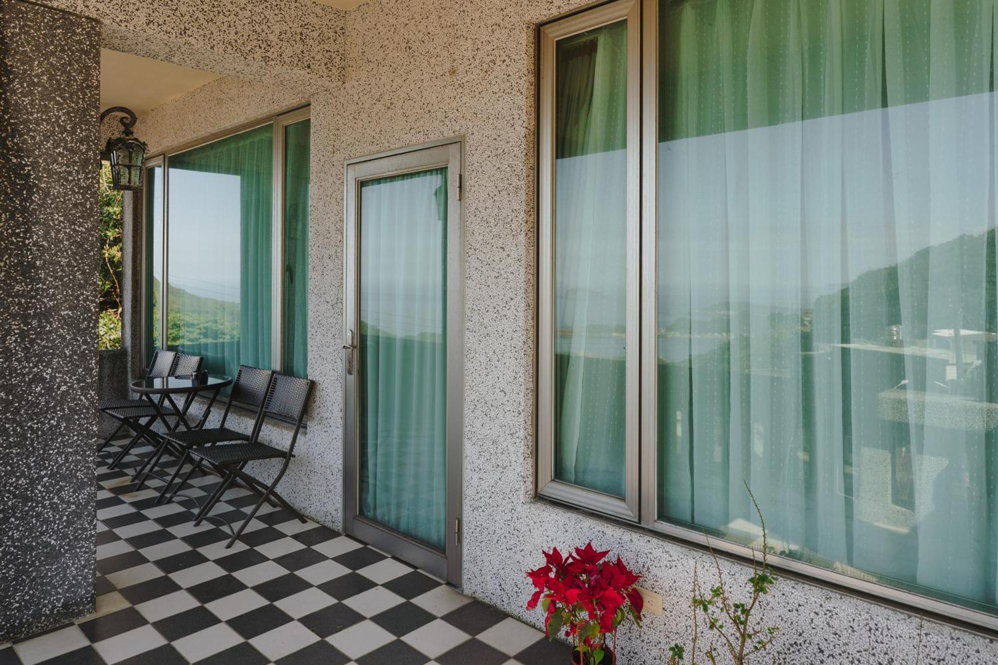 جيوفين Mountain Traveler Inn المظهر الخارجي الصورة